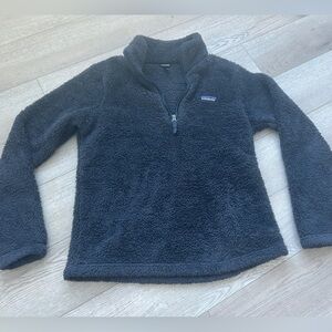 Patagonia Women’s Los Gatos / high-pile 1/4 zip style. Size Med.